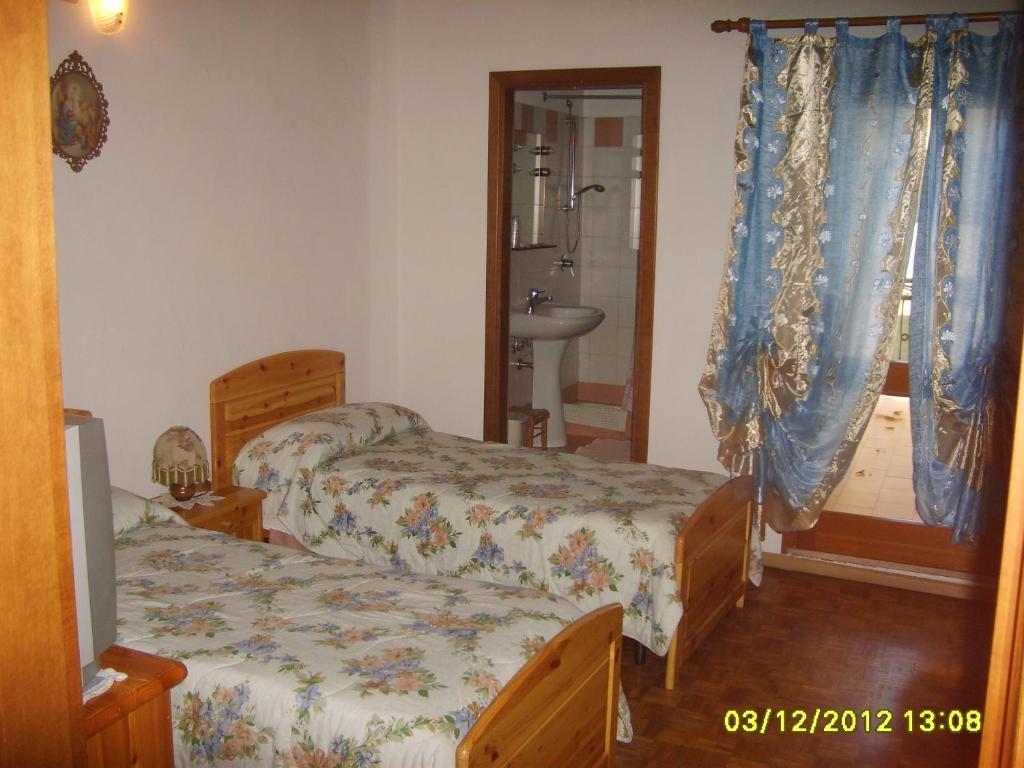 Antico Albergo Sant'Antonio Fonzaso Rom bilde