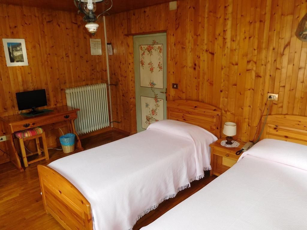 Antico Albergo Sant'Antonio Fonzaso Eksteriør bilde