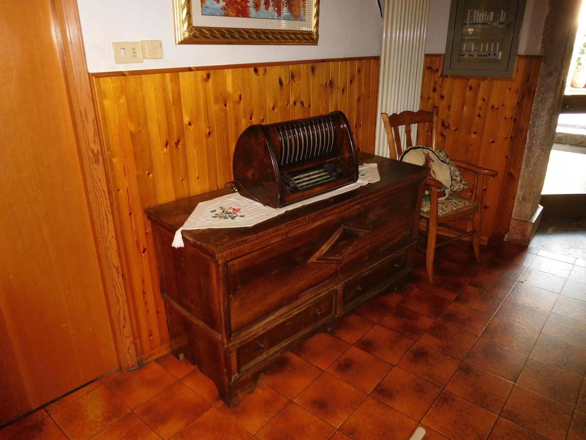 Antico Albergo Sant'Antonio Fonzaso Eksteriør bilde